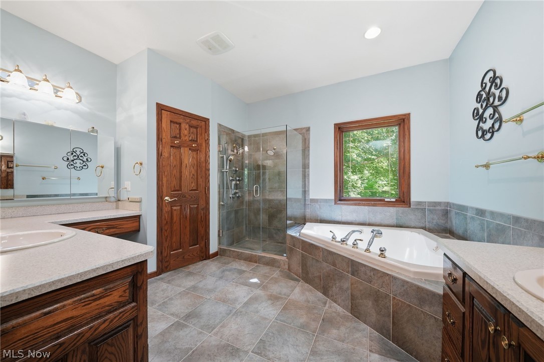 12065 Pheasant Court Chardon OH 44024