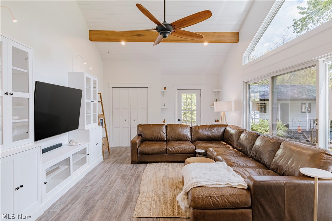 15437 Hemlock Point Road Chagrin Falls OH 44022