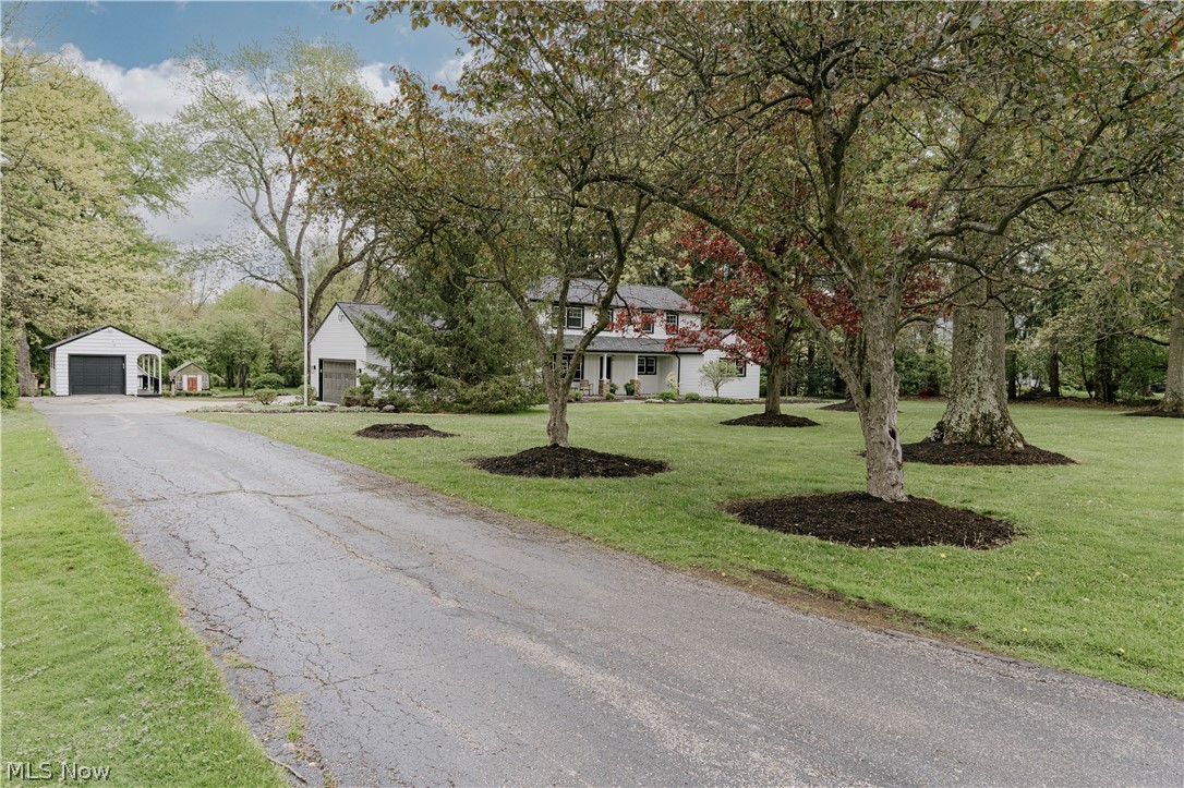 15437 Hemlock Point Road Chagrin Falls OH 44022