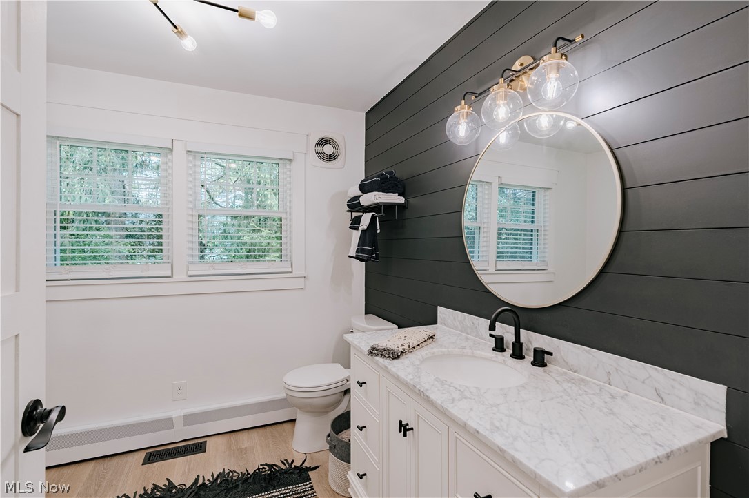 15437 Hemlock Point Road Chagrin Falls OH 44022
