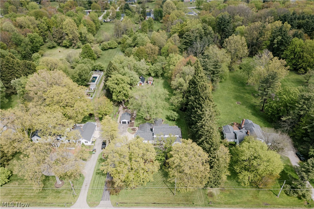 15437 Hemlock Point Road Chagrin Falls OH 44022