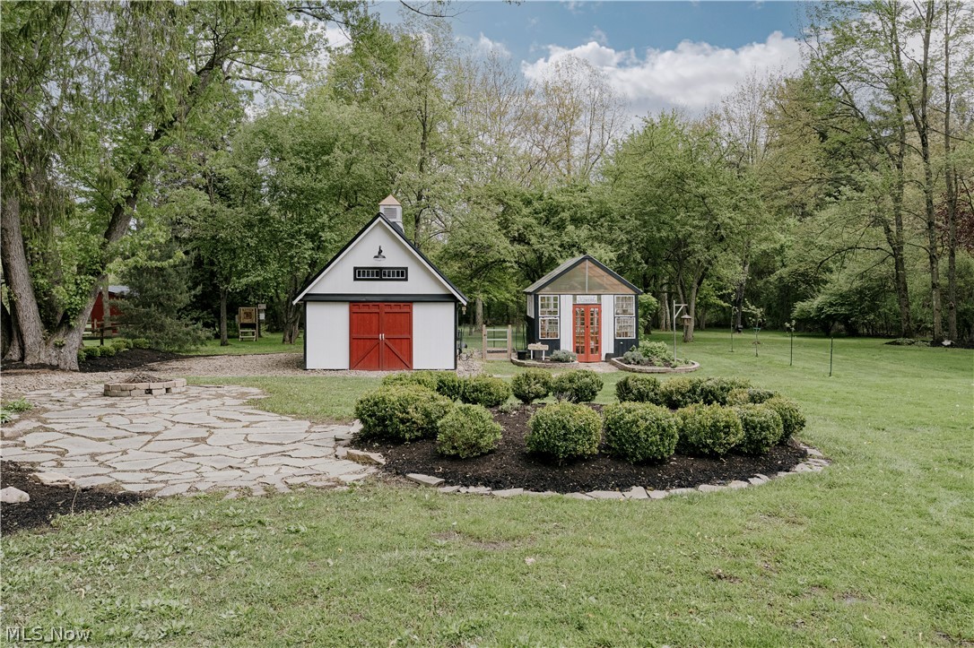 15437 Hemlock Point Road Chagrin Falls OH 44022