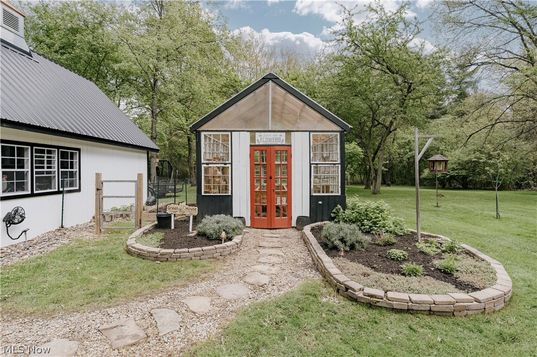 15437 Hemlock Point Road Chagrin Falls OH 44022