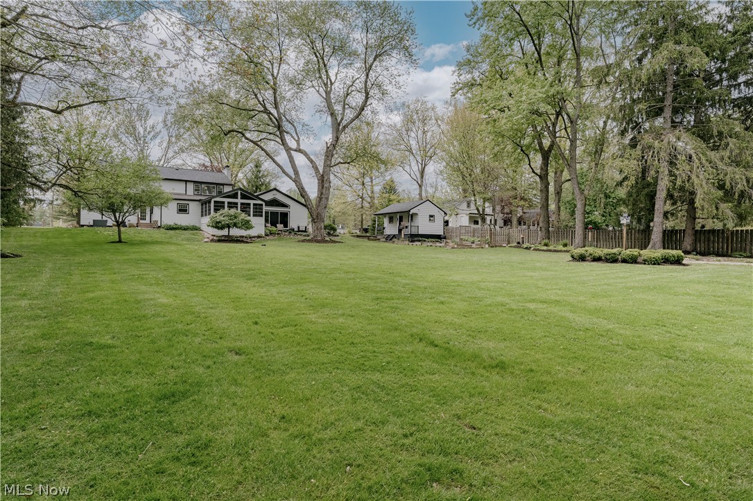 15437 Hemlock Point Road Chagrin Falls OH 44022