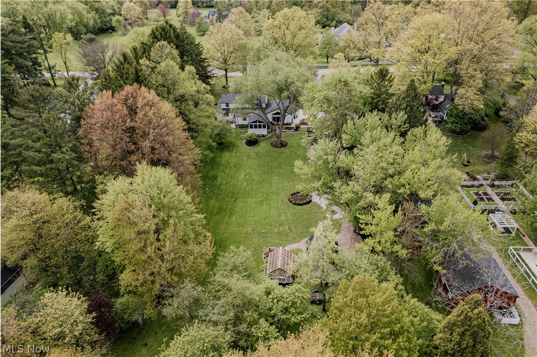 15437 Hemlock Point Road Chagrin Falls OH 44022
