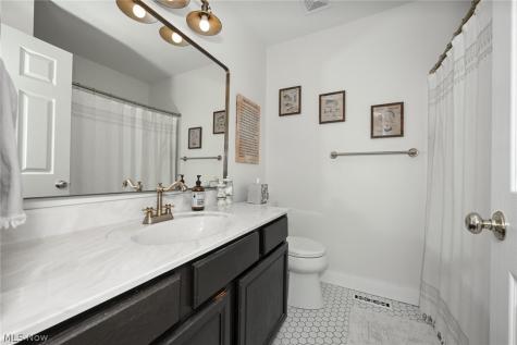 11290 Trenton Road NW Uniontown OH 44685