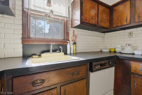 125 W 39th Street Lorain OH 44052