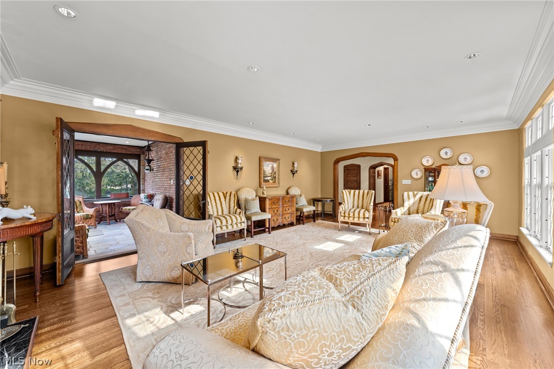 22525 Shaker Boulevard Shaker Heights OH 44122