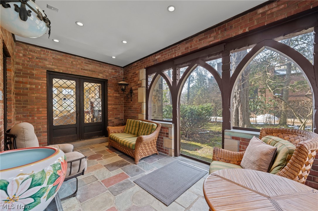 22525 Shaker Boulevard Shaker Heights OH 44122