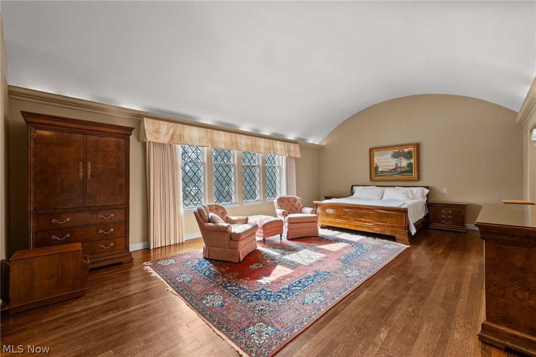 22525 Shaker Boulevard Shaker Heights OH 44122