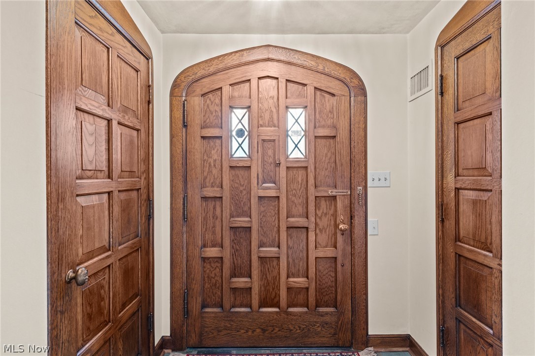 22525 Shaker Boulevard Shaker Heights OH 44122