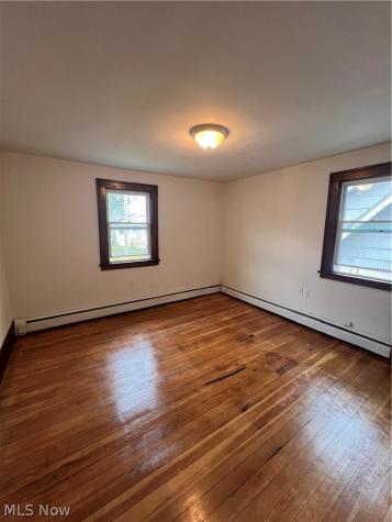 1186 Pondview Avenue Akron OH 44305