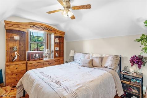 3710 W Pleasant Valley Road Parma OH 44134