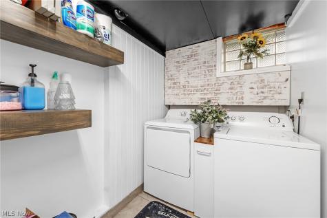 3710 W Pleasant Valley Road Parma OH 44134