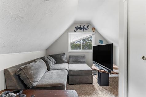 4289 W 229th Street Fairview Park OH 44126