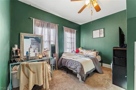 4289 W 229th Street Fairview Park OH 44126