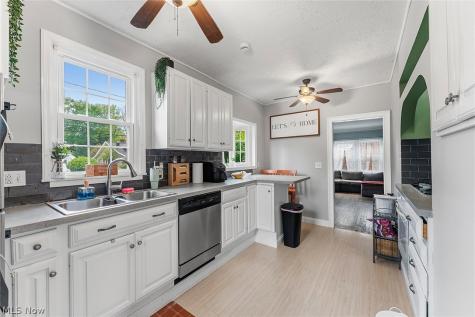 4289 W 229th Street Fairview Park OH 44126