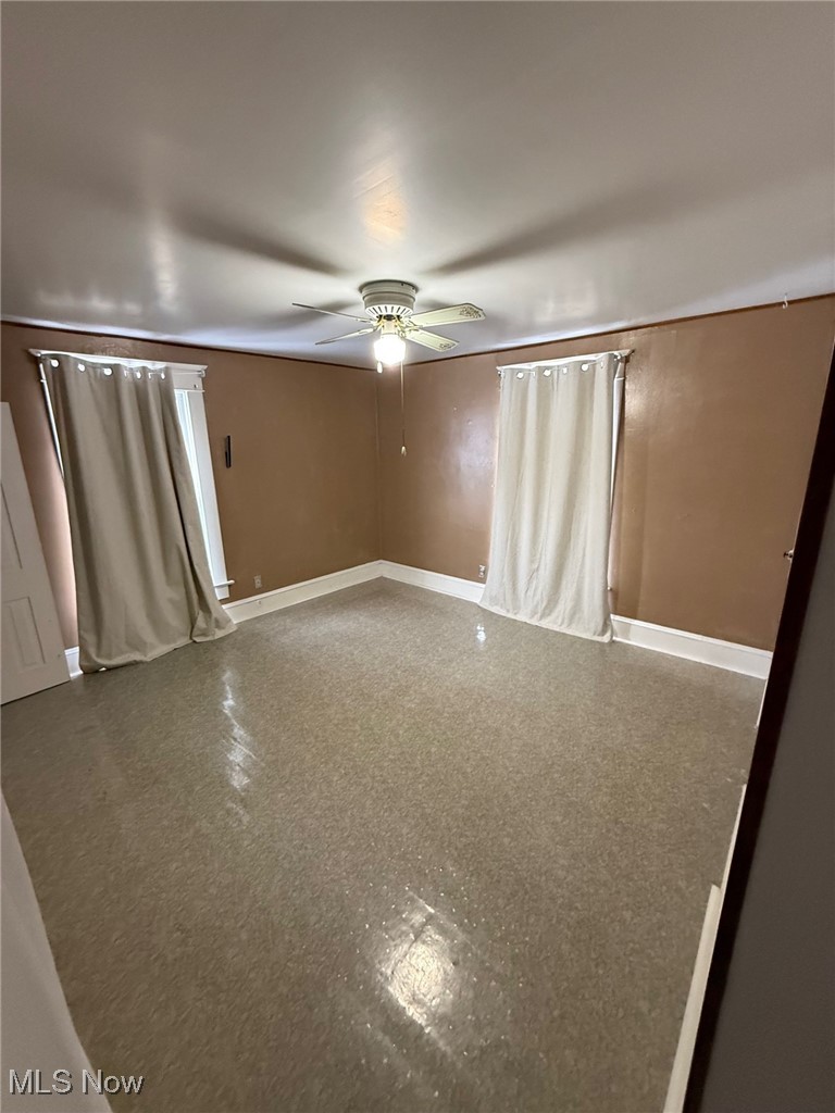 1627 Hay Avenue Coshocton OH 43812
