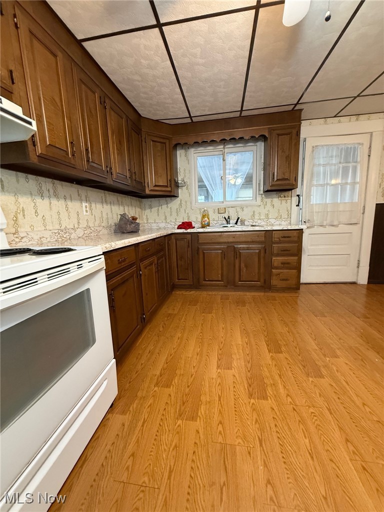1627 Hay Avenue Coshocton OH 43812