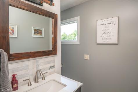 3228 Deborah Court Uniontown OH 44685