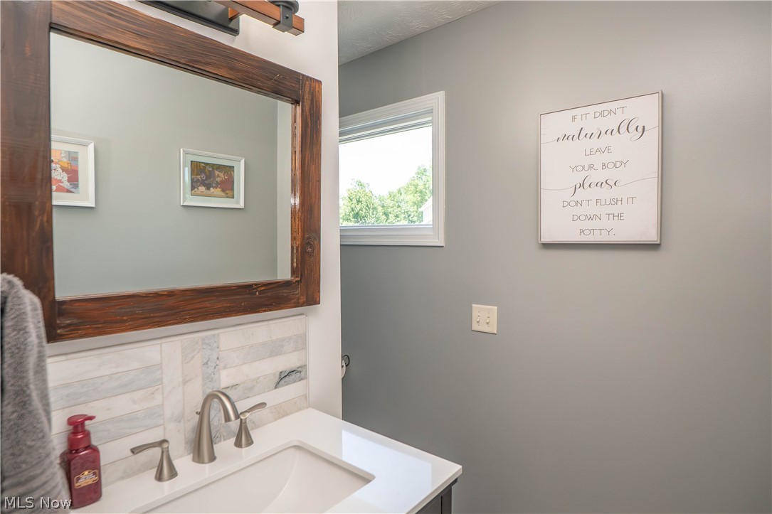 3228 Deborah Court Uniontown OH 44685