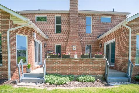 3228 Deborah Court Uniontown OH 44685