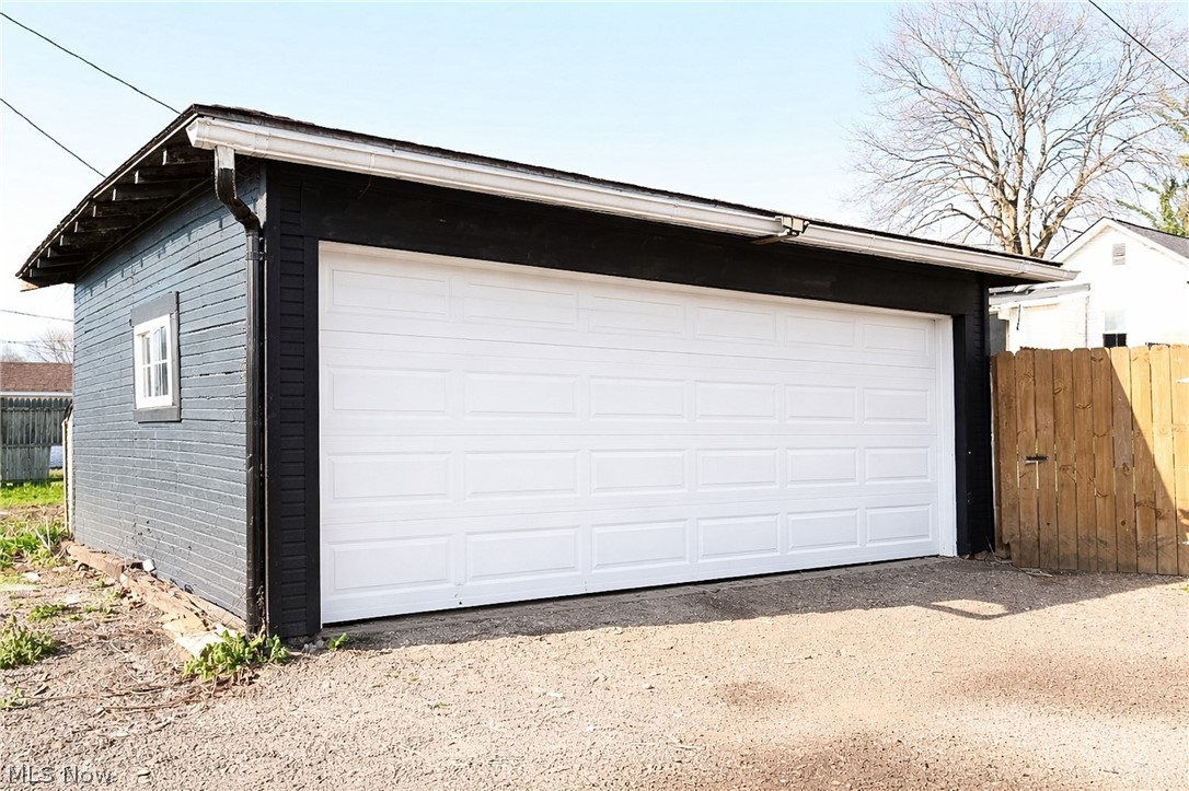 256 N Main Street Roseville OH 43777