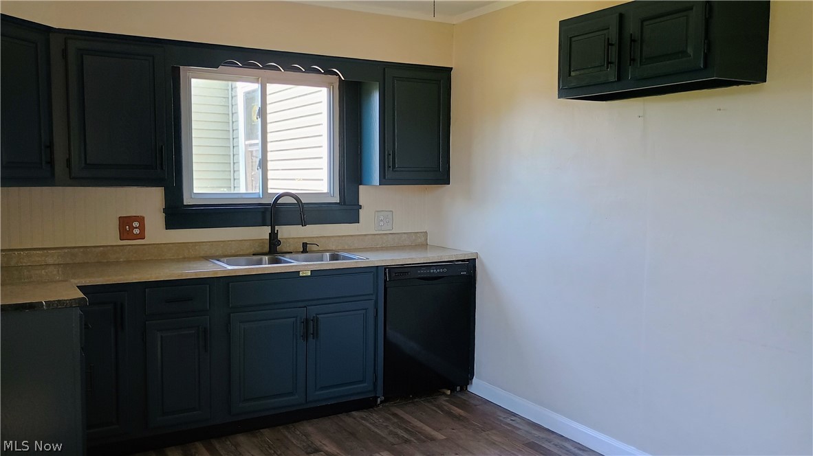 256 N Main Street Roseville OH 43777