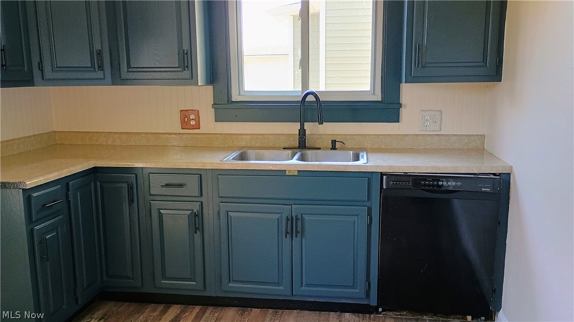 256 N Main Street Roseville OH 43777