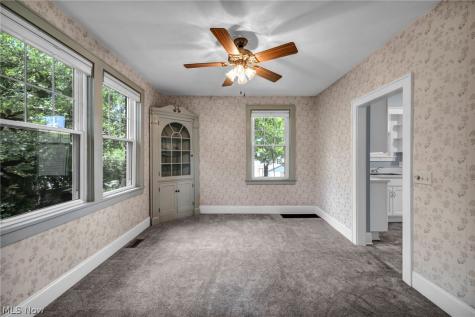 605 Saint Leger Avenue Akron OH 44305