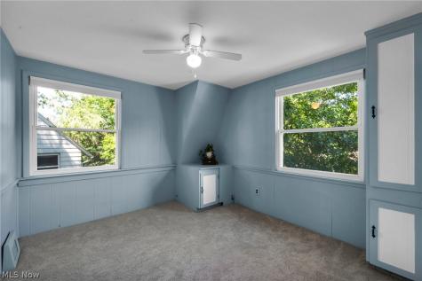 605 Saint Leger Avenue Akron OH 44305