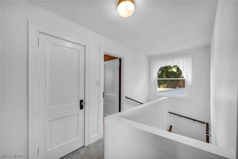 605 Saint Leger Avenue Akron OH 44305