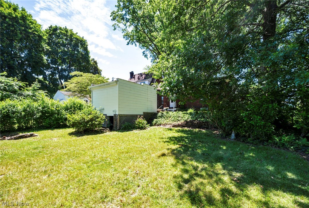 605 Saint Leger Avenue Akron OH 44305