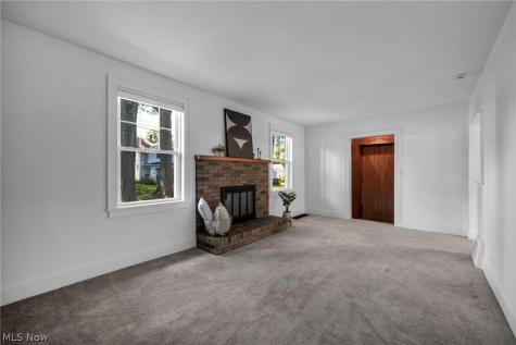 605 Saint Leger Avenue Akron OH 44305