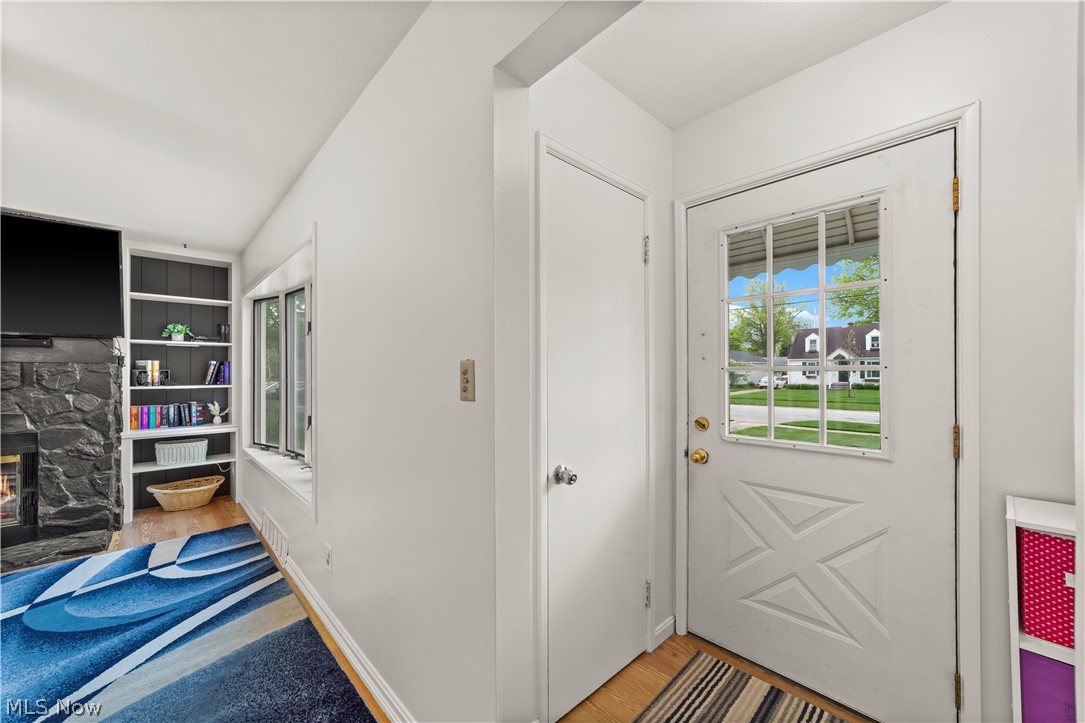 27840 Lincoln Road Bay Village OH 44140