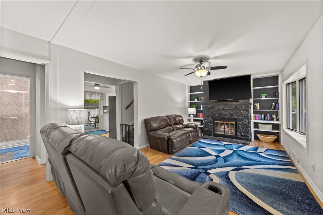 27840 Lincoln Road Bay Village OH 44140