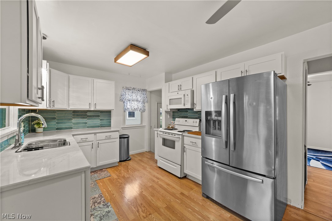 27840 Lincoln Road Bay Village OH 44140