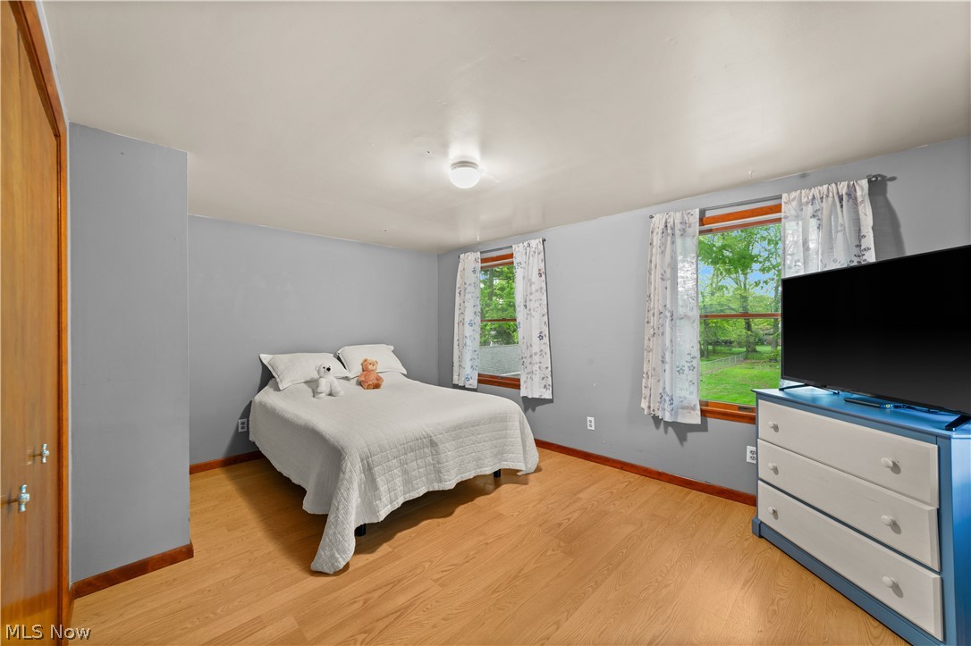 27840 Lincoln Road Bay Village OH 44140