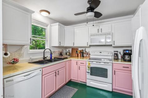 5172 Lynd Avenue Lyndhurst OH 44124