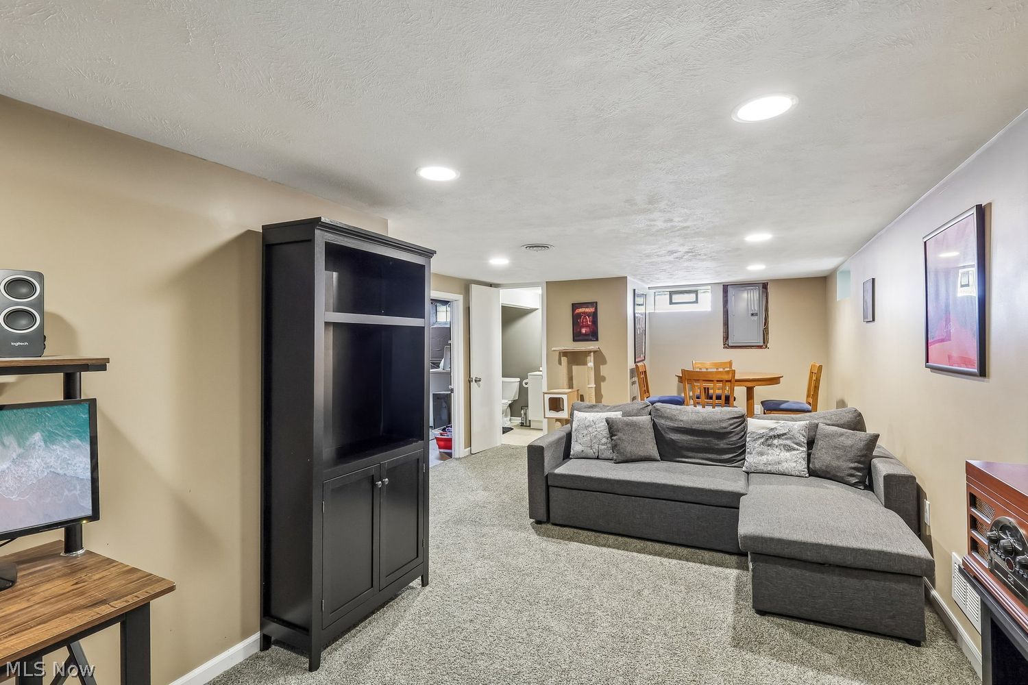 5172 Lynd Avenue Lyndhurst OH 44124