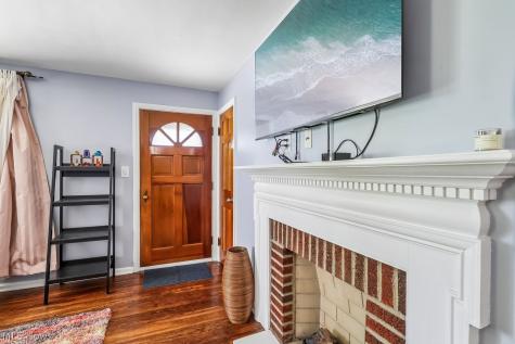 5172 Lynd Avenue Lyndhurst OH 44124