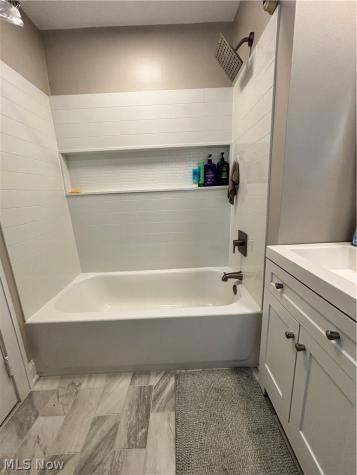 5697 W 54th Street Parma OH 44129