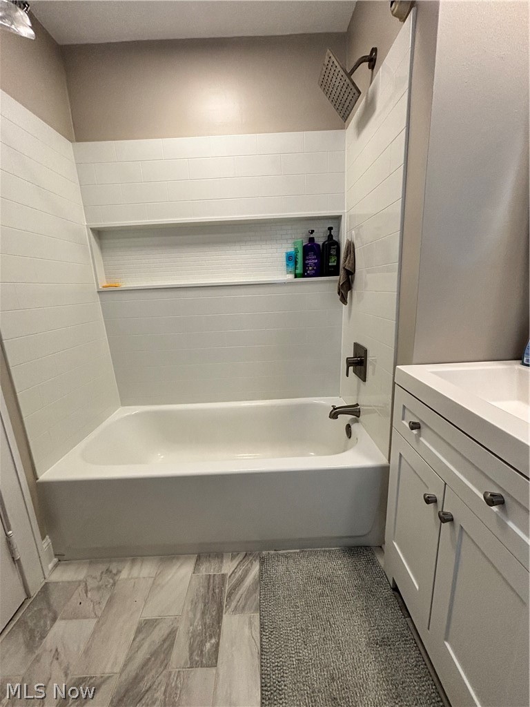 5697 W 54th Street Parma OH 44129
