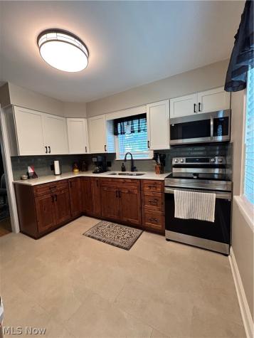 5697 W 54th Street Parma OH 44129