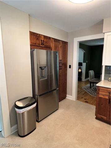 5697 W 54th Street Parma OH 44129
