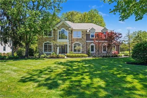6165 Loch Lomond Court Solon OH 44139