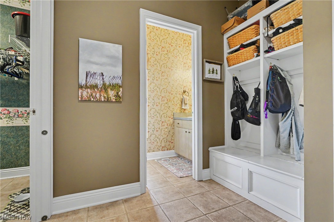 6165 Loch Lomond Court Solon OH 44139