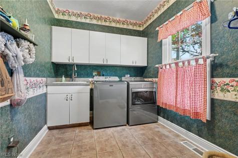 6165 Loch Lomond Court Solon OH 44139