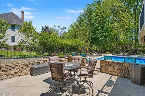 6165 Loch Lomond Court Solon OH 44139