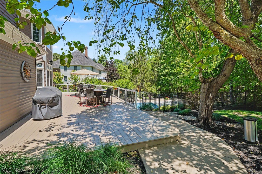 6165 Loch Lomond Court Solon OH 44139